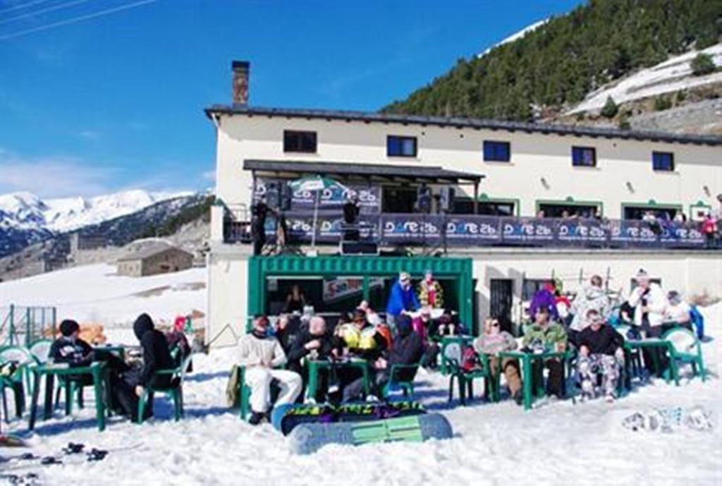 Hotel Peretol Soldeu Bagian luar foto