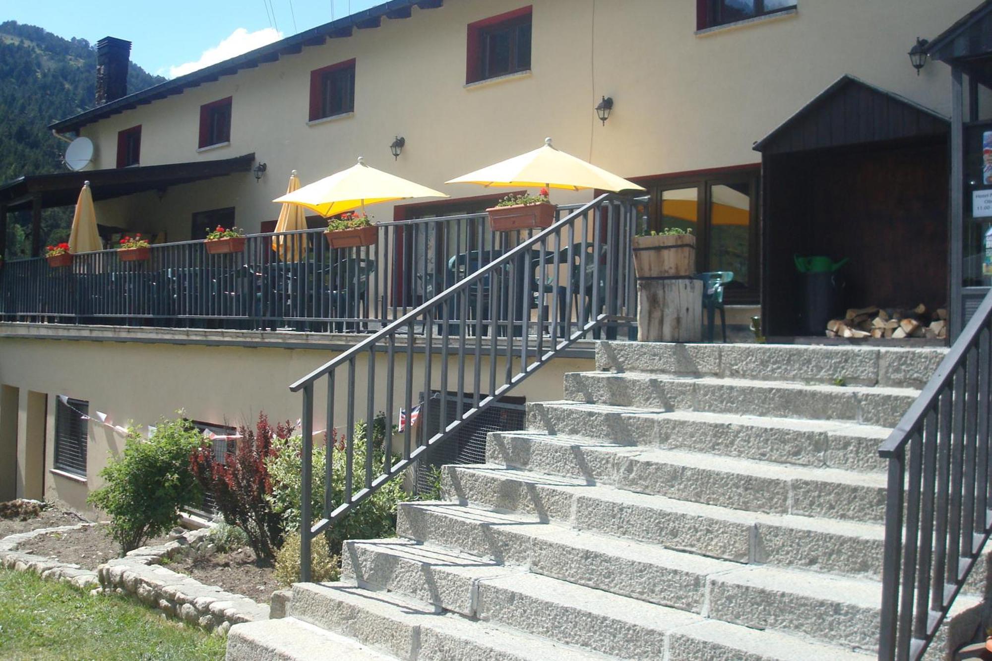 Hotel Peretol Soldeu Bagian luar foto