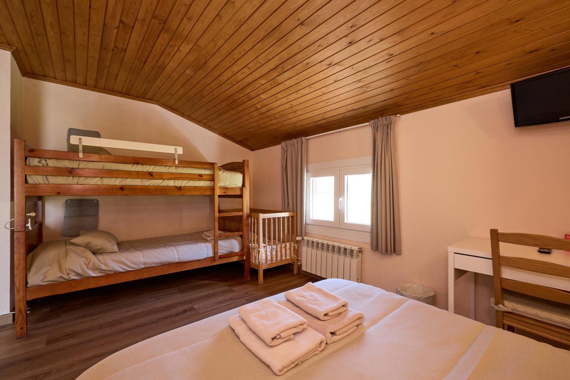 Hotel Peretol Soldeu Bagian luar foto